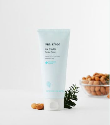 Sữa rửa mặt innisfree cho da dầu mụn